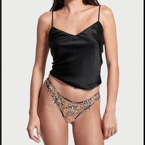 NWT Victoria’s Secret Very Sexy Floral Embroidered Thong Panty